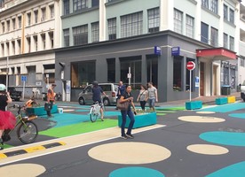 A temporary cycleway in Federal St, central Auckland. Image credit: Bike Auckland