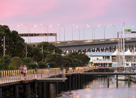 LandLAB’s Westhaven Promenade provides a shared path along the foreshore.