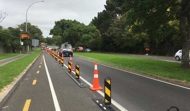 Cycle lane in St Lukes, Auckland