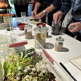 Precision weighing of the botanicals