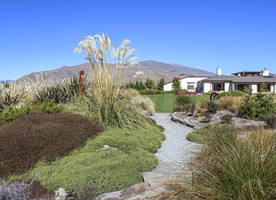 The garden is across the road from Lake Ruataniwha.